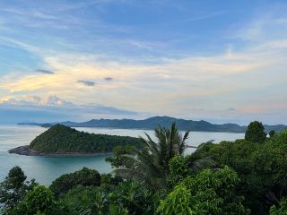 Immerse yourself in a billion-dollar view @Santhiya Hotel.