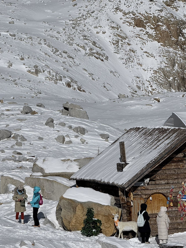 ต้ากู่ปิงชวน (Dagu Glacier)