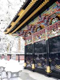 【宮城×冬の旅】伊達政宗を祀る霊廟  雪に包まれ白と黒のコントラストが素晴らしい