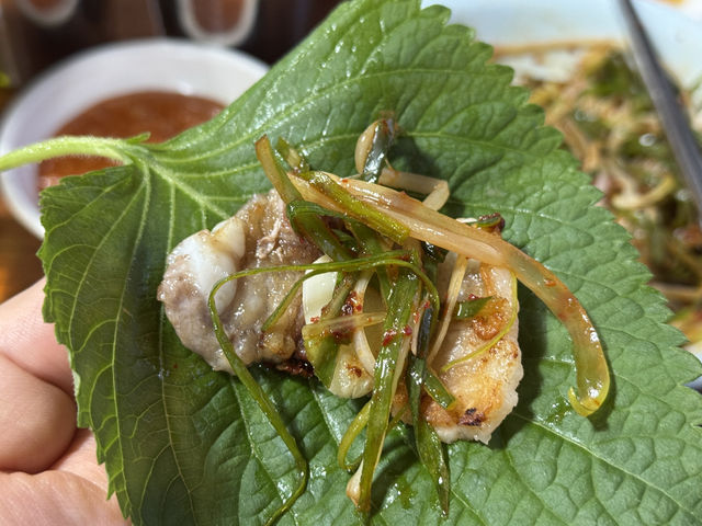 충주 여행자분들에게 정말 추천 하고 싶은 돼지 구이 맛집 - 자연석 돌구이 