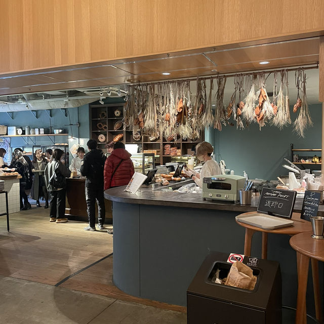 【東京】都庁近くにある種類豊富なおしゃれパン屋🍞