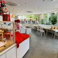Daily Fresh Gelato & Delicate Desserts: My Afternoon at Just Bread