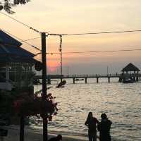 เกาะลับๆ บางแสนชลบุรี 📍Tiny Cafe island 