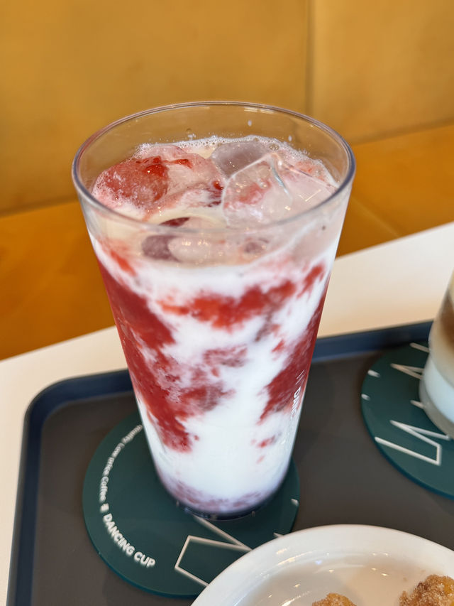 광주 치평동 아늑한 분위기의 커피맛집, 댄싱컵 상무역점