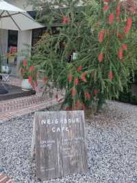 Neighbours cafe 