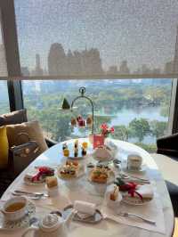 Afternoon Tea 🍂ในโรงแรมสุดหรูเปิดใหม่รับปี 2568 