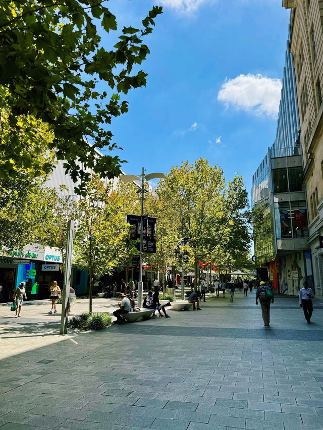 Exploring Yagan Square
