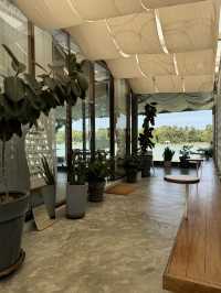 Dusk Cafe คาเฟ่ริมแม่น้ำสายบุรี