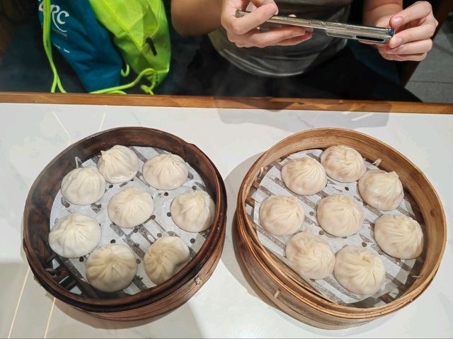 Shanghai Breakfast – Xiaolongbao, Shengjian, and Scallion Oil Noodles