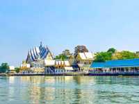 วัดพุทธพรหมยาน ฉะเชิงเทรา – โบสถ์กลางน้ำสุดอันซีน!