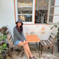  #หลงกะเพรา #ร้านอาหารริมน้ำระยอง #ระยอง 