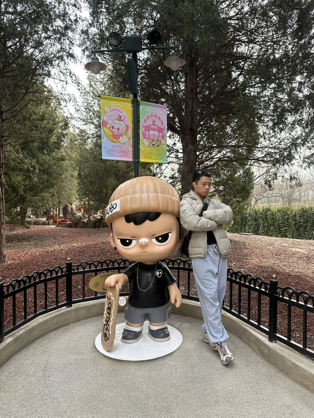 We met Labubu in real life?!