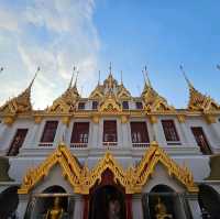โลหะปราสาท 1ใน 3ของโลก