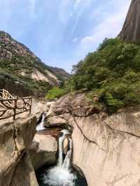 Zhàngshān Grand Canyon: Spring’s Oasis of Adventure