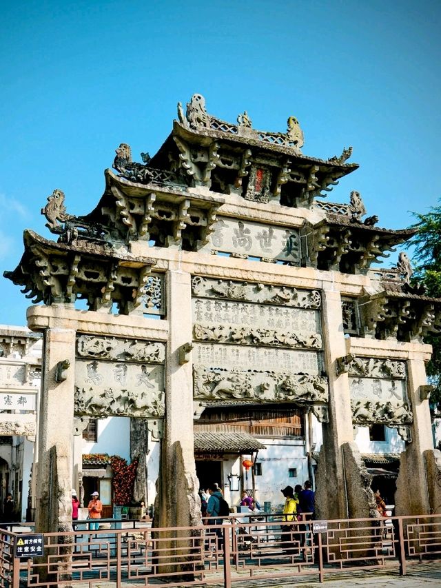 Longchuan Scenic Area: Where History Meets Nature’s Embrace