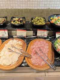 Saturday Brunch ฉลองในวันสงกรานต์ โรงแรม 5 ดาว 