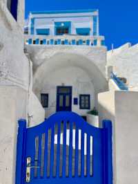 Santorini in Spring: Sunsets, Sheep, and a Side of Feta