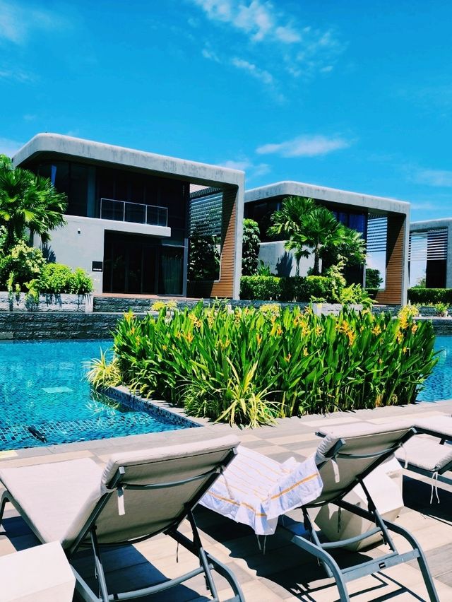Urban Oasis: A Stay at Dusit Thani Laguna Singapore