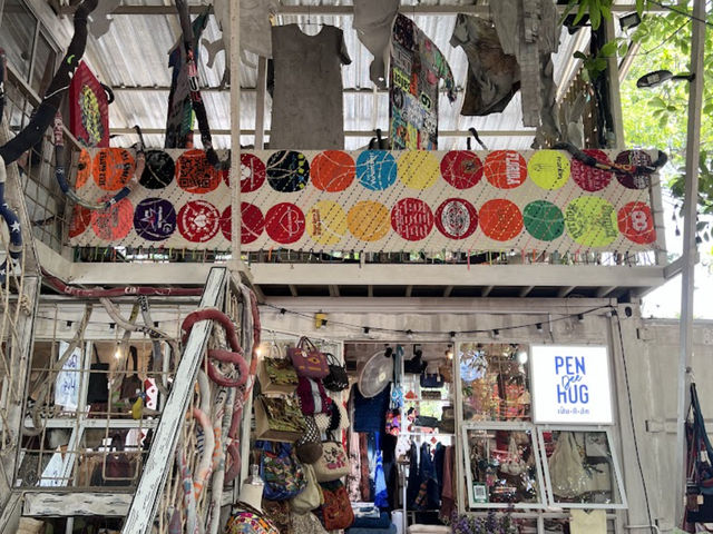 🧺✨ ตลาดฉำฉา (Chamcha Market)