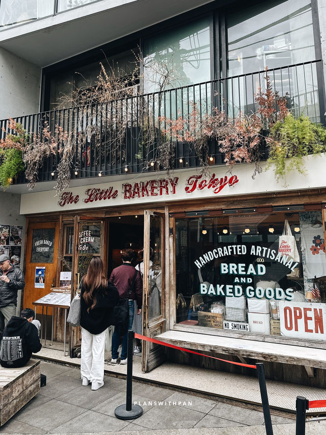 The Little BAKERY Tokyo ! 🥤🍩✨