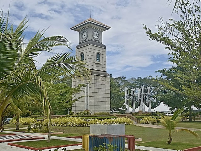 Labuan Clock Tower: A Quirky Slice of Island Time ⏰🌴