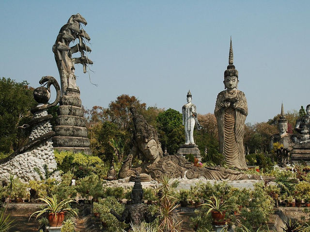 🌅🌊 NONG KHAI WEEKEND ESCAPE: Mekong Magic & Sculpture Parks!