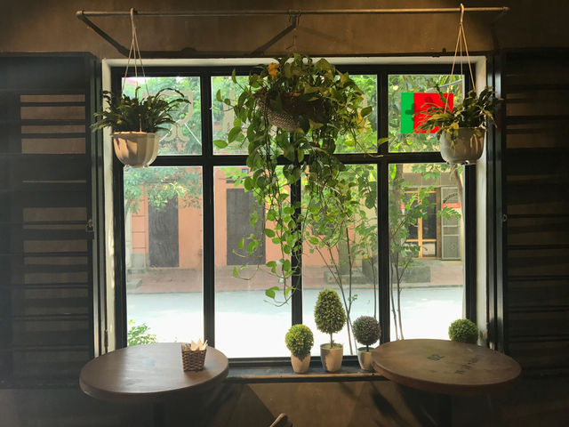닌빈에서 여유를 찾는 카페 Tu Tu coffee