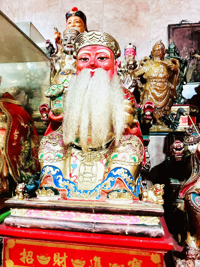 Discovering the Spiritual Essence of Xi Ning Temple in Stutong  