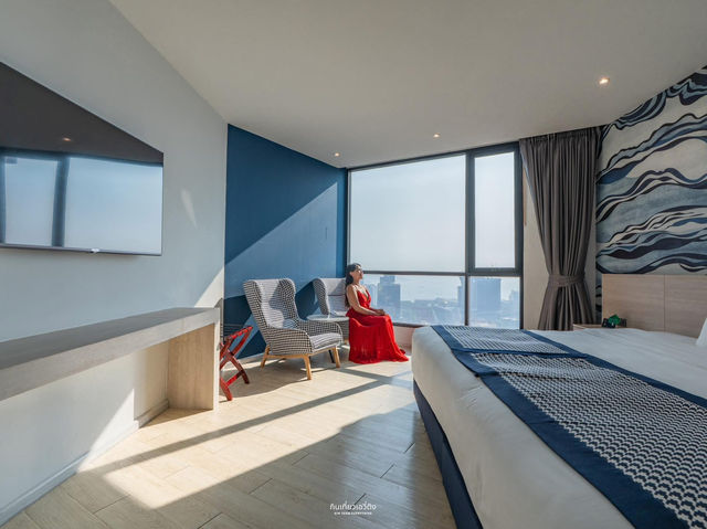 โรงแรมหรูวิวทะเลใจกลางพัทยาเหนือ สระสวยปัง 