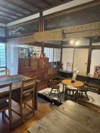 【福岡カフェ】築100年の古民家をリノベーションした昭和レトロなカフェ☕️