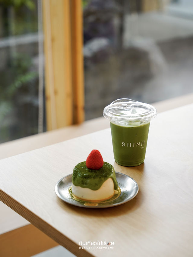 🍵 จิบชาในวันที่ฝนตกชุ่มฉ่ำ