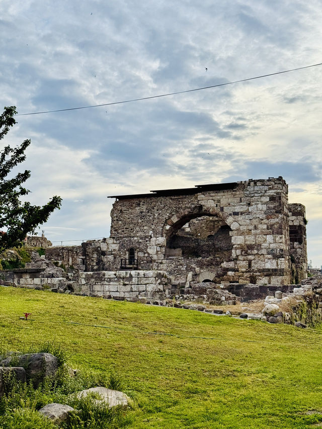Smyrna: A walk of Faith