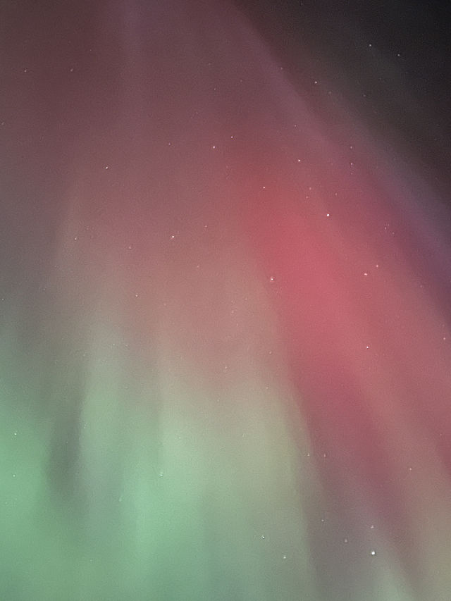 Yoga under the northern light in Saskatchewan Canada🇨🇦💖