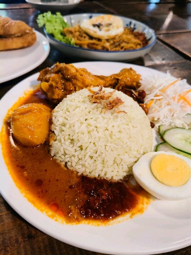 Hidden in Jenjarom: The Kopitiam Serving East Meets West”