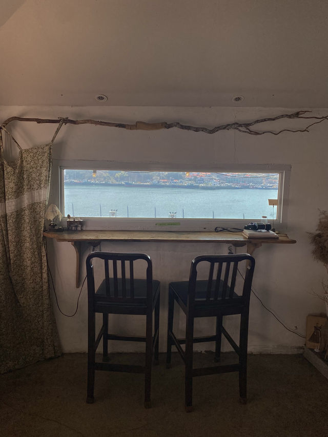 빈티지한 집에서 바라본 여수 바다, 시간도 쉬어간다 🌿☕