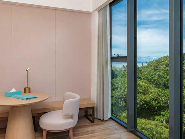 Palau sunrise sea view landison retreat 