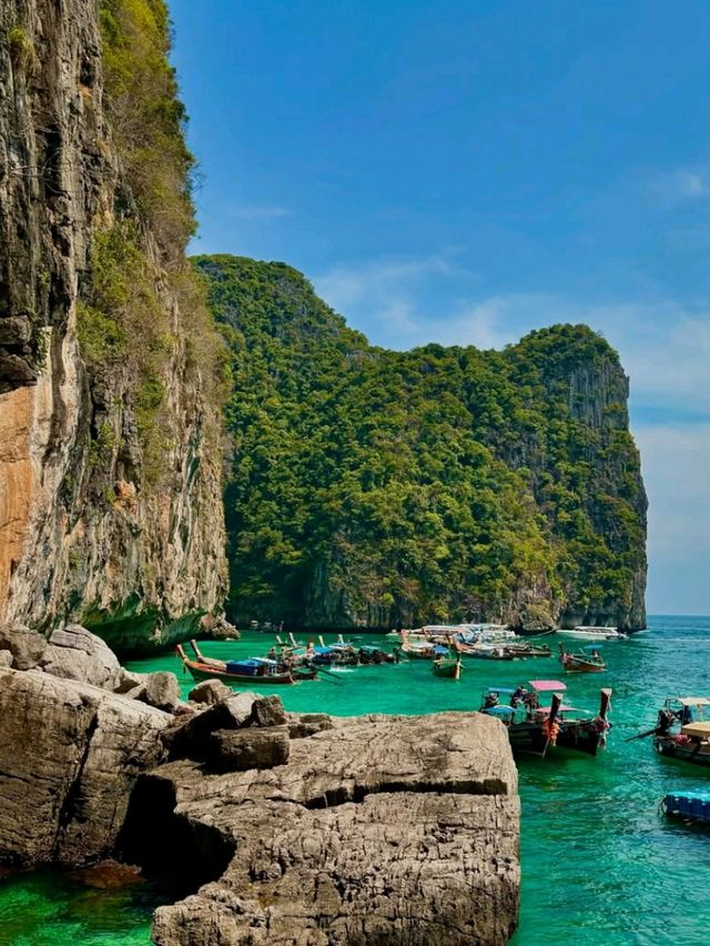 🏝️☀️ Phi Phi Calling! | Cruise to Thailand’s Island Gem 🚤🇹🇭