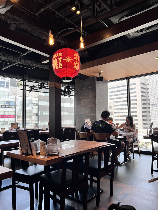 💯大阪必吃高CP值壽喜燒｜¥2,680極致滿足！Wagyu Sukiyaki Hokuto 食評分享