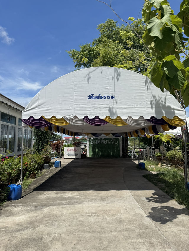 วัดโขดทิมธาราม วัดเก่าแก่ในจังหวัดระยอง