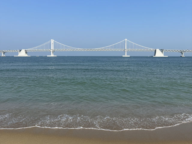 釜山廣安大橋看海，一邊把心事曬乾