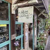 🎨 บ้านข้างวัด – ชุมชนสายคราฟต์ ใจกลางเชียงใหม่