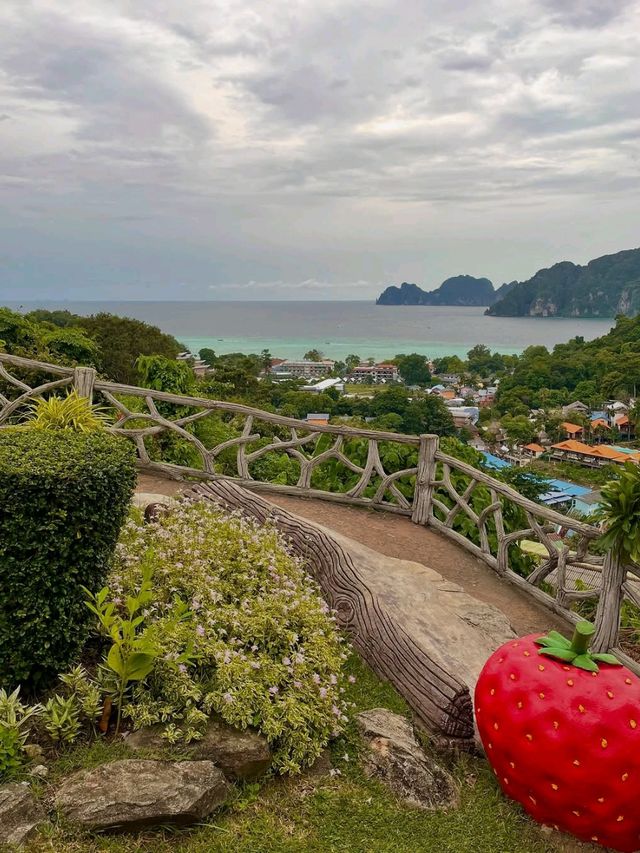 Phi Phi Viewpoint, Worth the Sweat