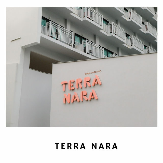 🏨 Terra Nara Pattaya – ที่พักสไตล์มินิมอล