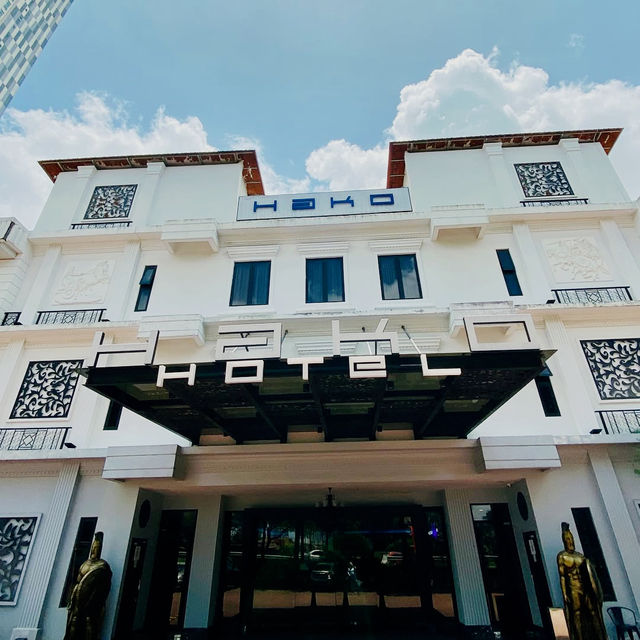 Smart Stays and Urban Pulse
