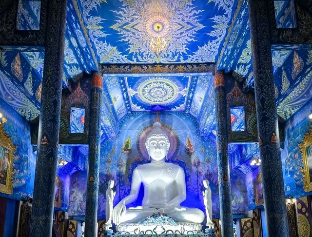 Chiang Rai’s Blue Temple: A Dazzling Dream in Sapphire