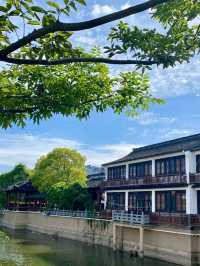 Yanguan Ancient Town – Where the Qiantang River Writes History with Tides