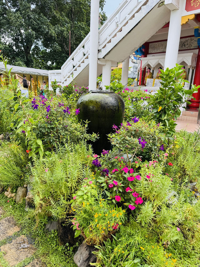 Why the Kek Lok Si Pagoda is a Penang Must-See 