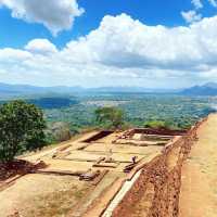 Discover the Ancient Wonder of Sigiriya