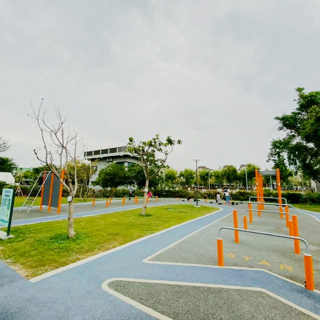 台中 是公園也是體能訓練場|黎新公園 台中 是公園也是體能訓練場|黎新公園