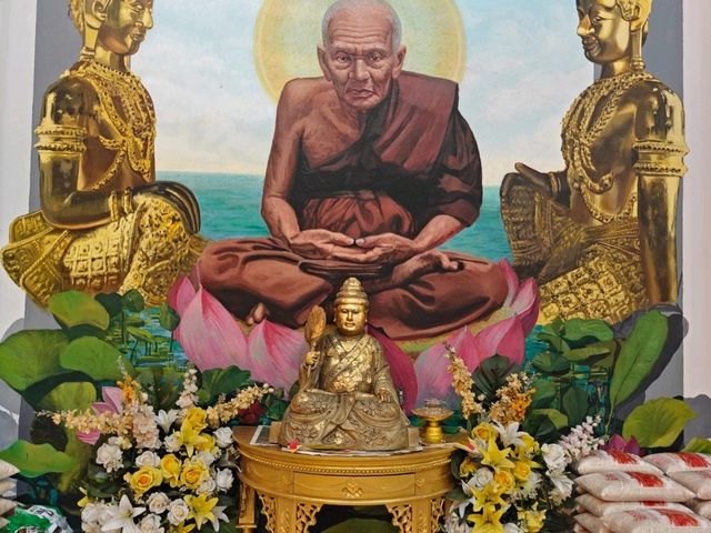 ศาลพระเสื้อเมือง นครศรีธรรมราช